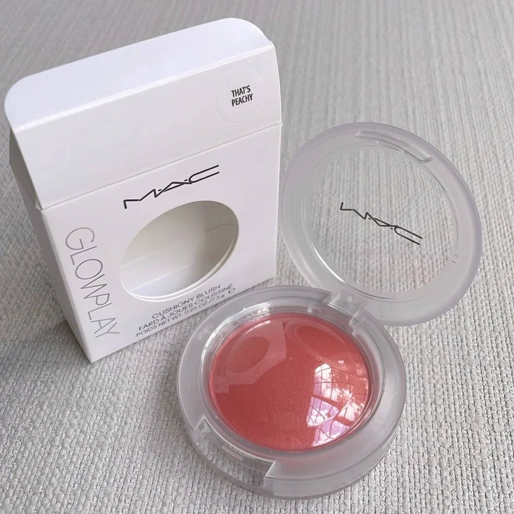 MAC Cosmetics Glow Play Cushiony Blush - that’s peachy